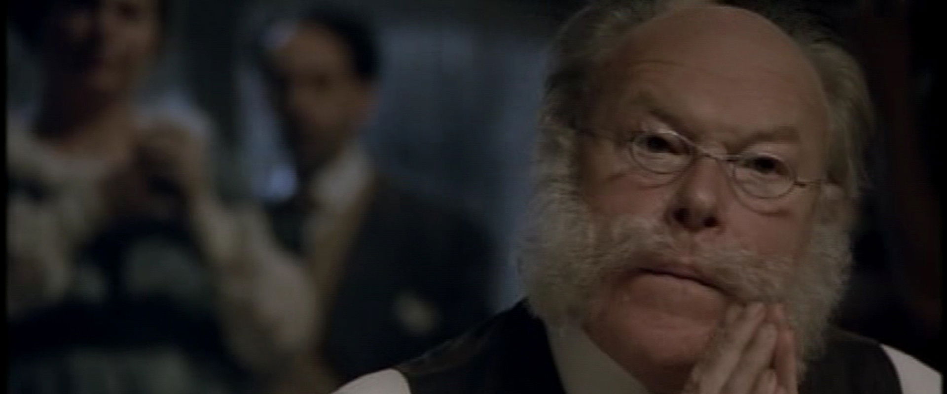 Villa Des Roses backdrop