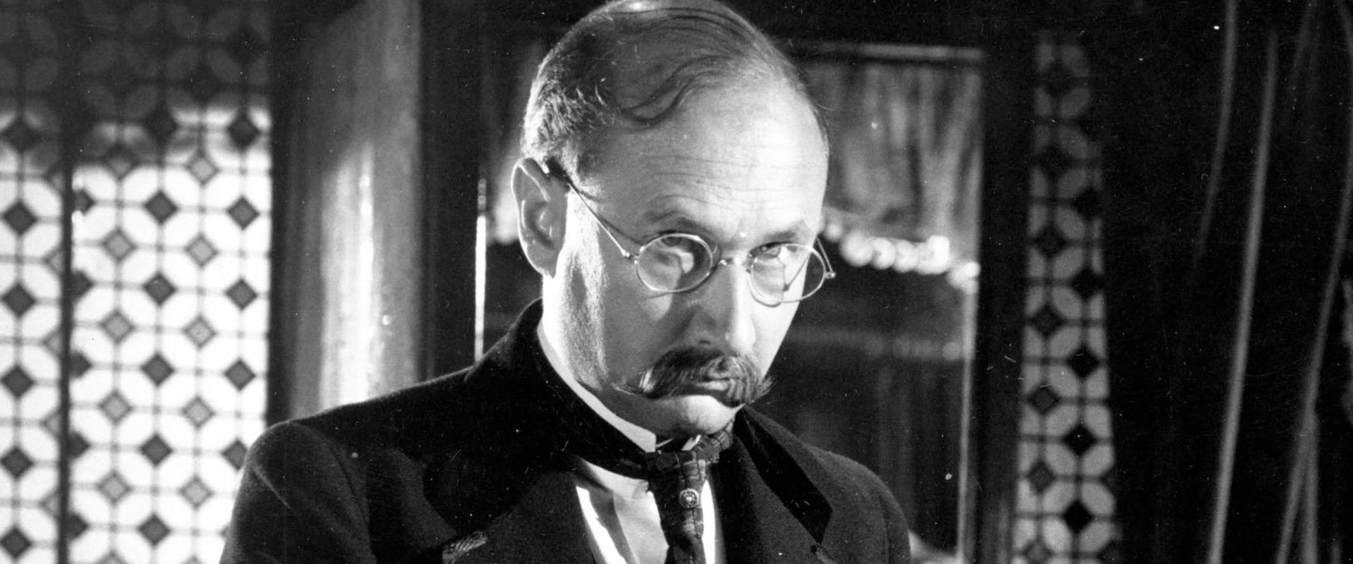 Dr. Crippen backdrop