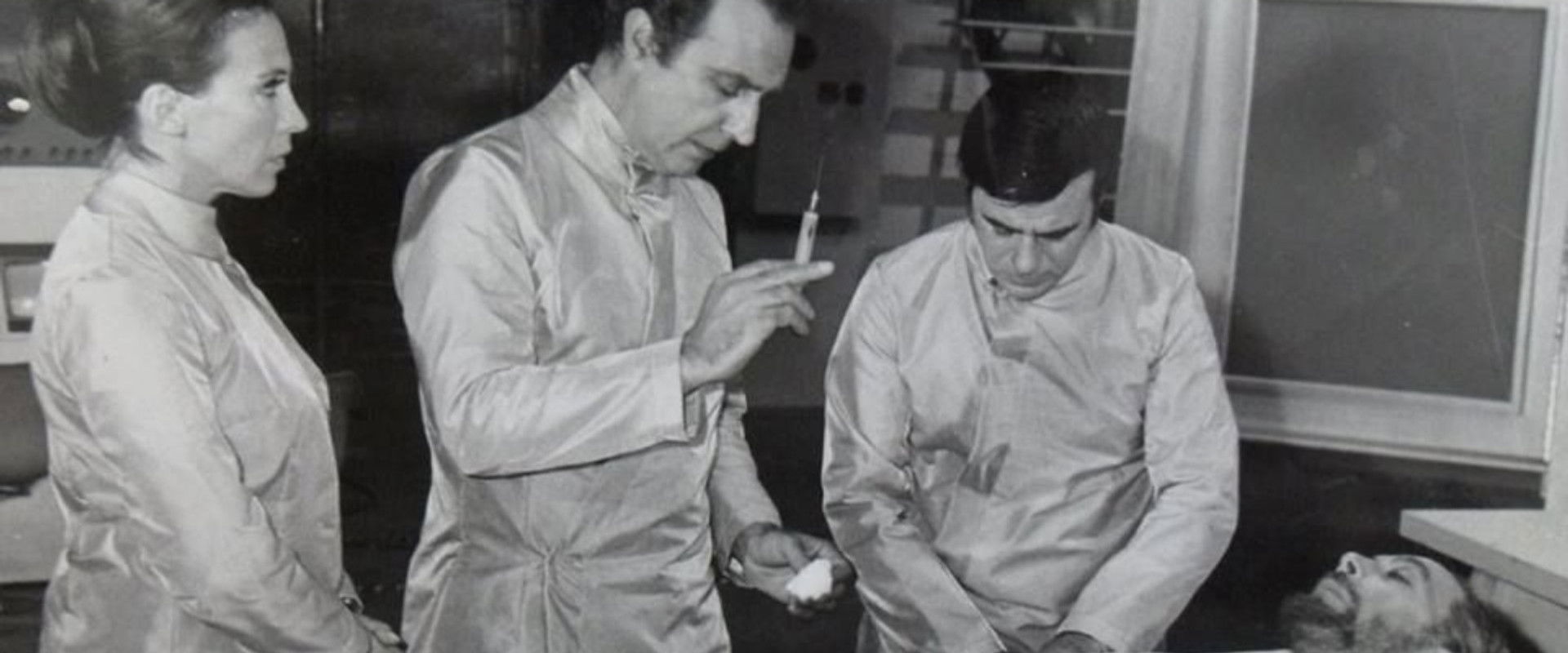 El hombre que volvió de la muerte backdrop