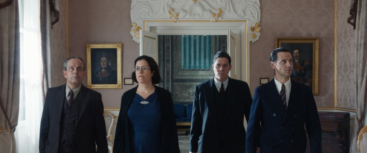 Frederica Montseny, la dona que parla backdrop