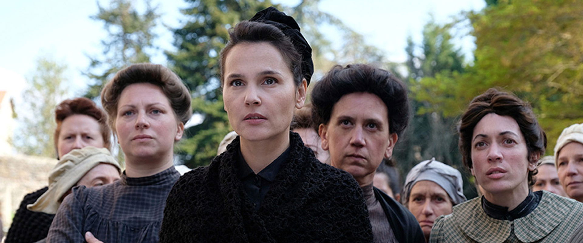 Mélancolie ouvrière backdrop