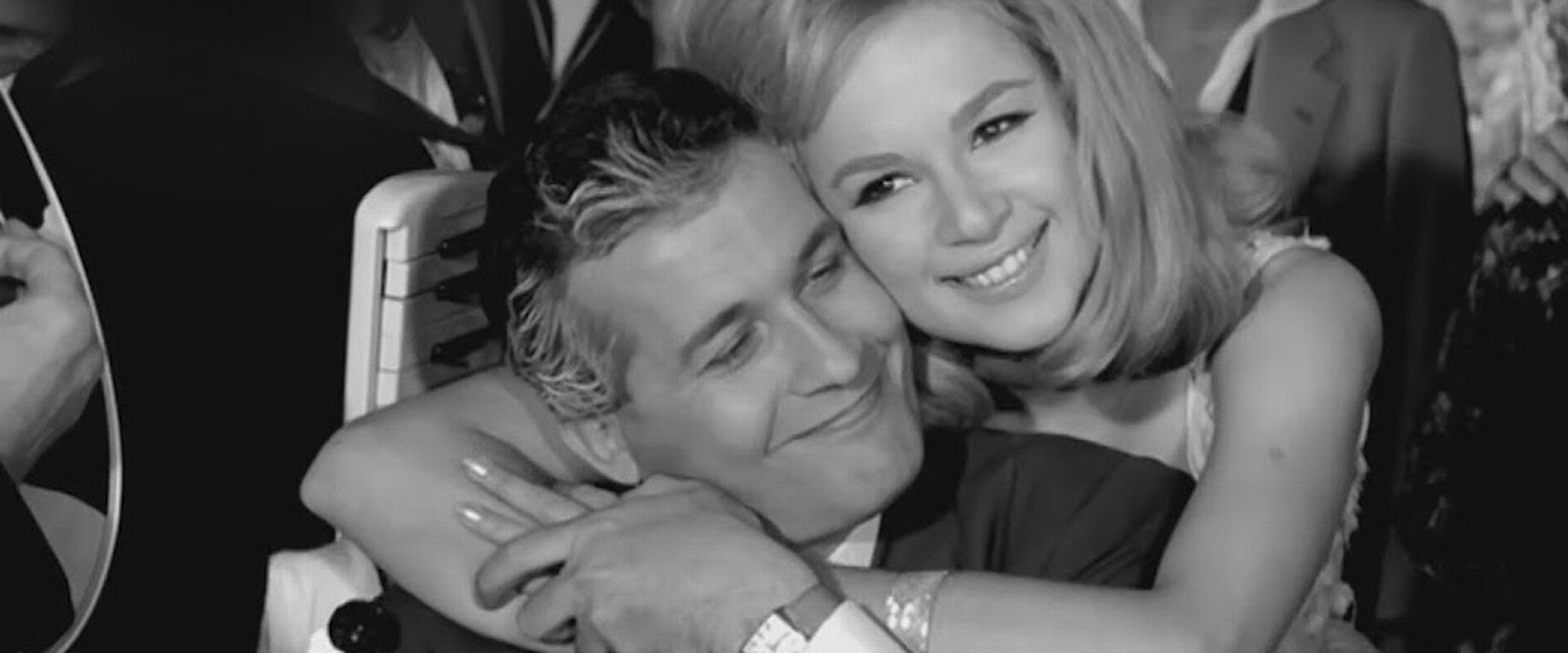 Throbs at the Desk backdrop