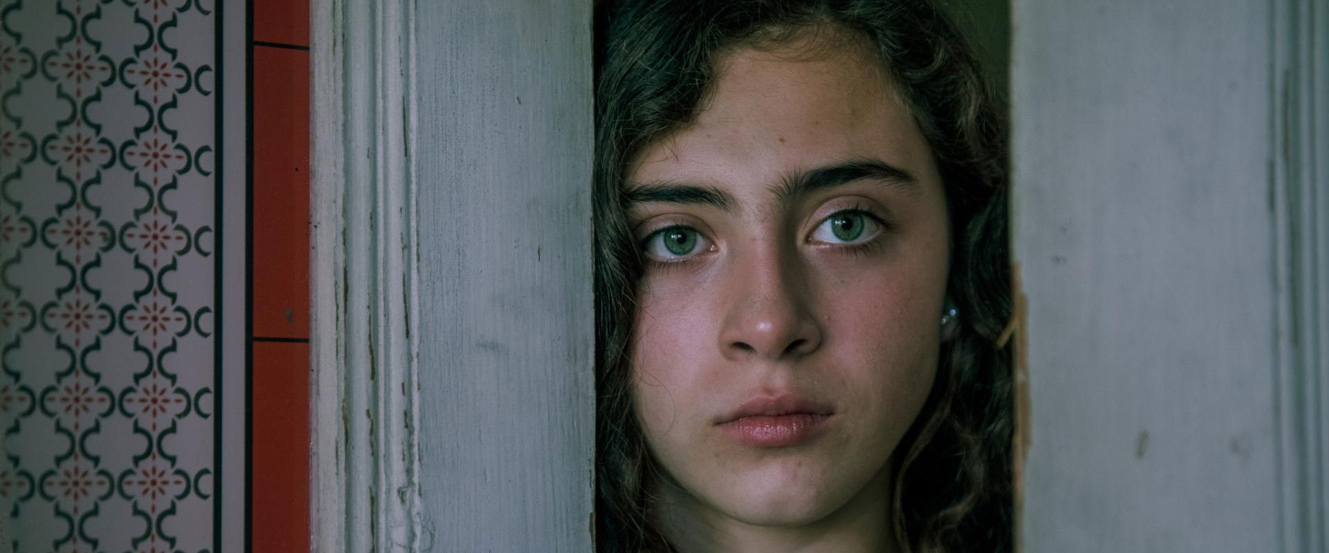 Life without Sara Amat backdrop