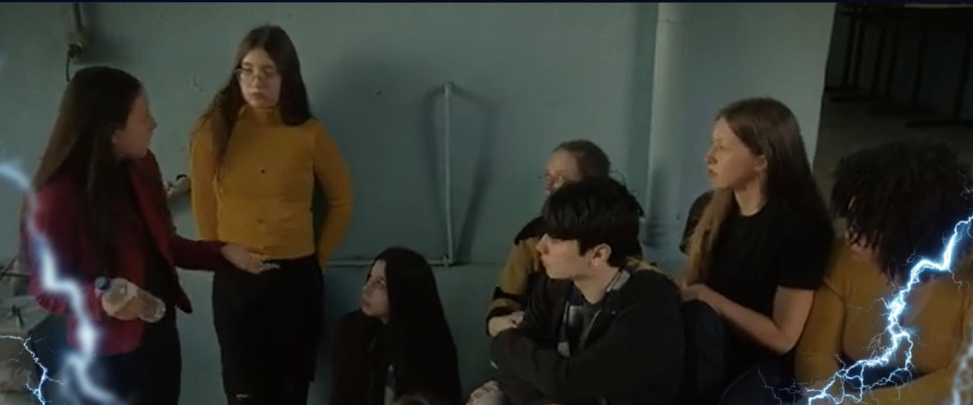 Escola das Sombras: O Plano Oculto backdrop