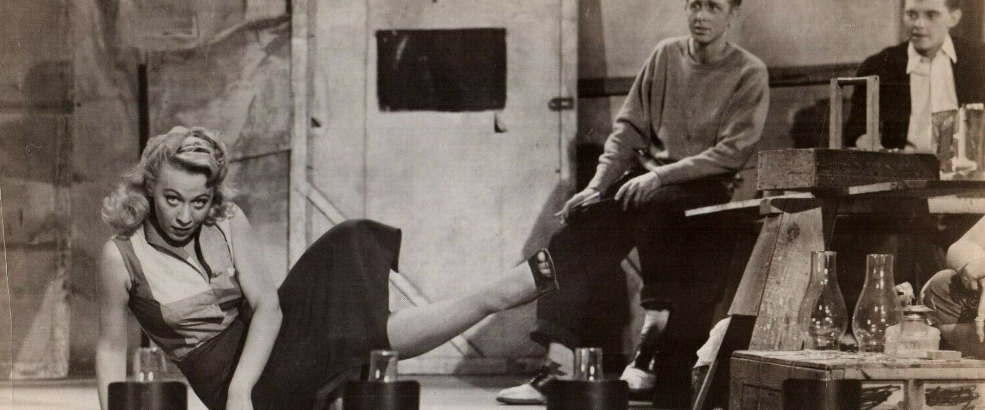 Cruisin' Down the River backdrop