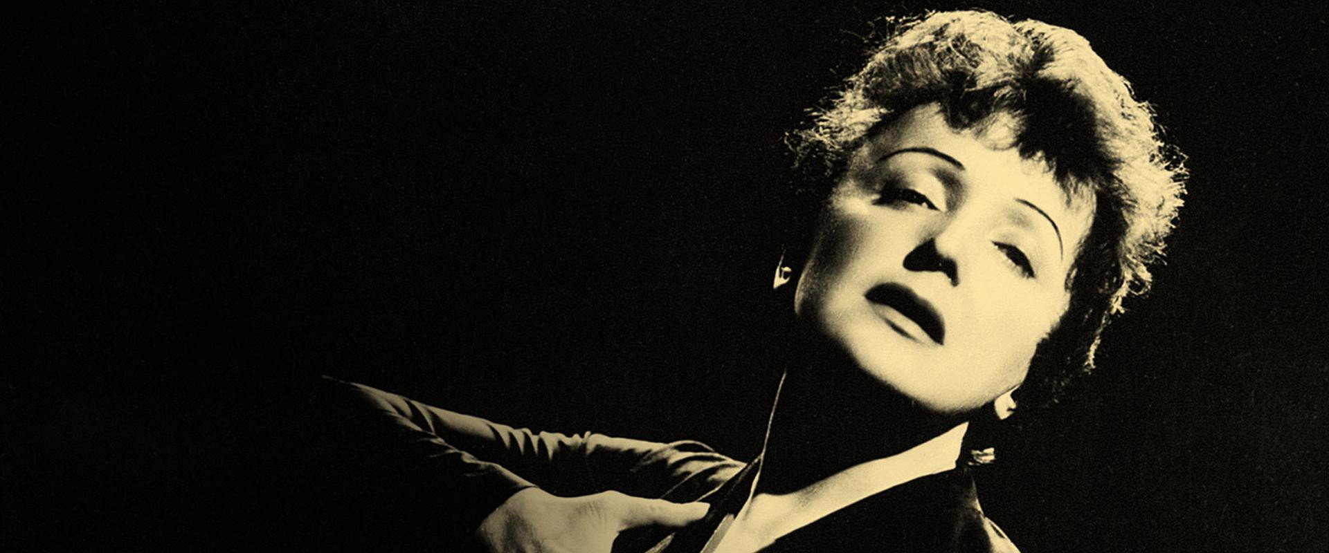 Piaf intime backdrop