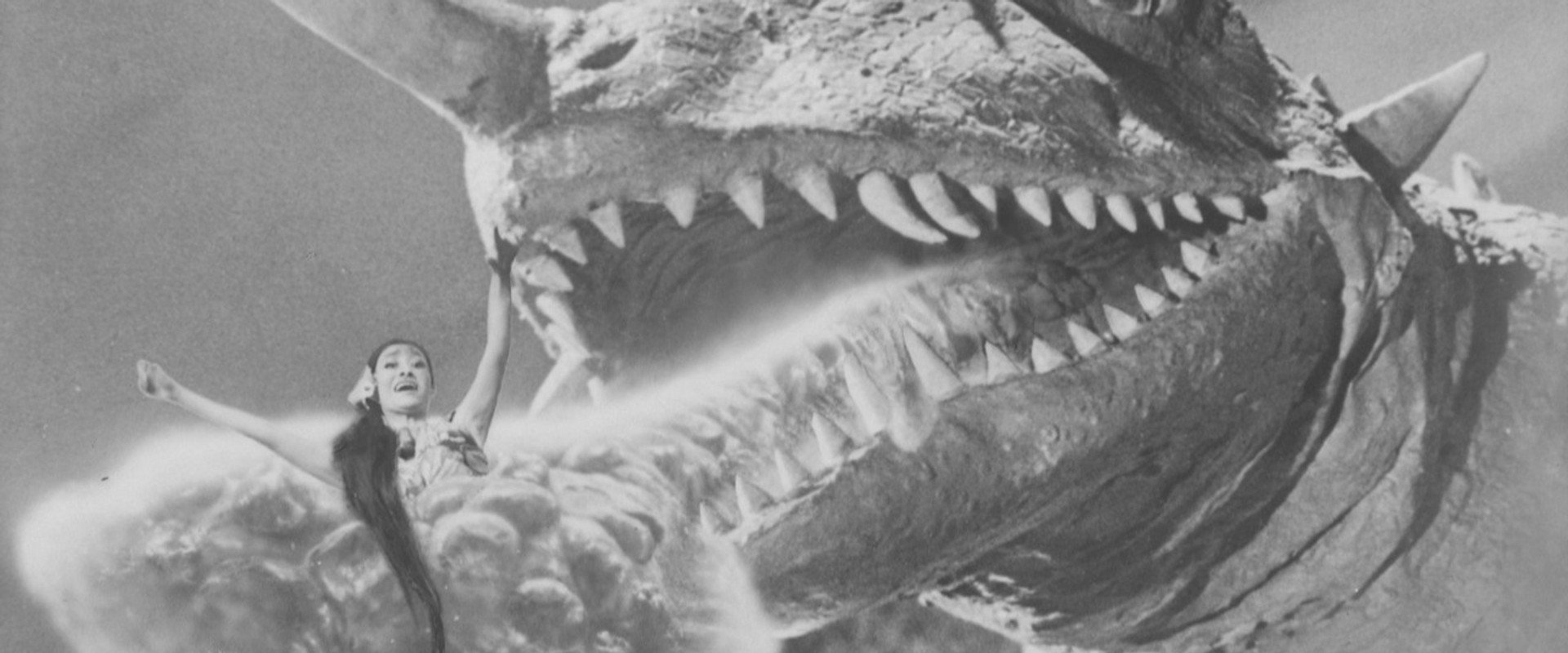 War of the Monsters backdrop