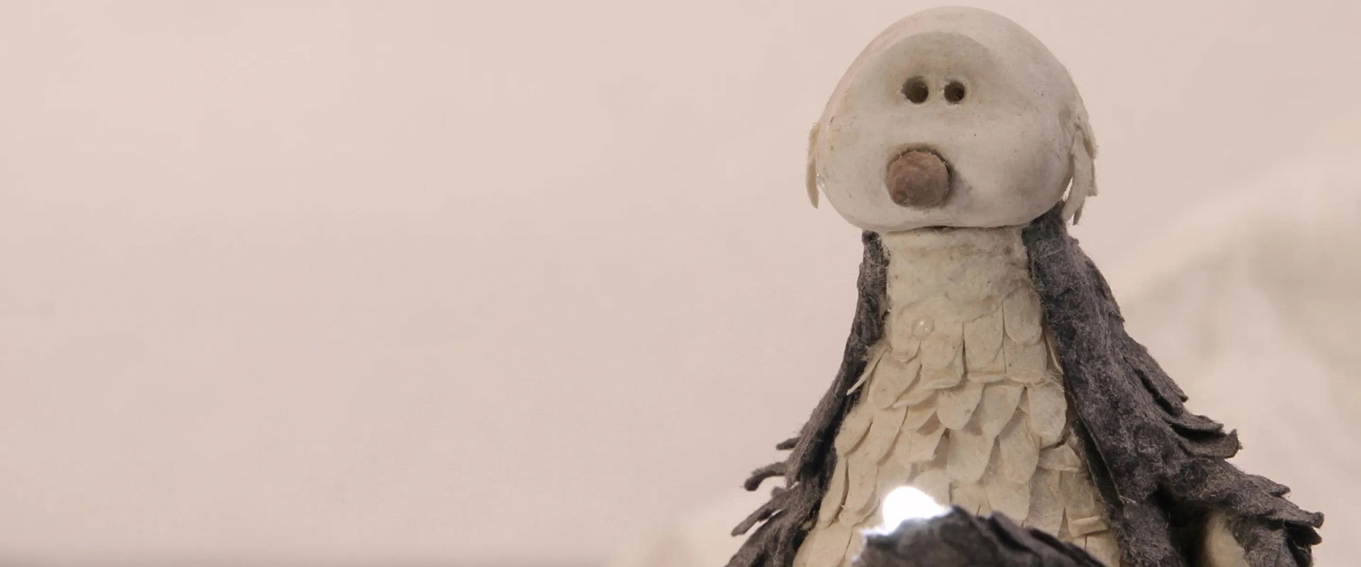 Pearl Diver backdrop