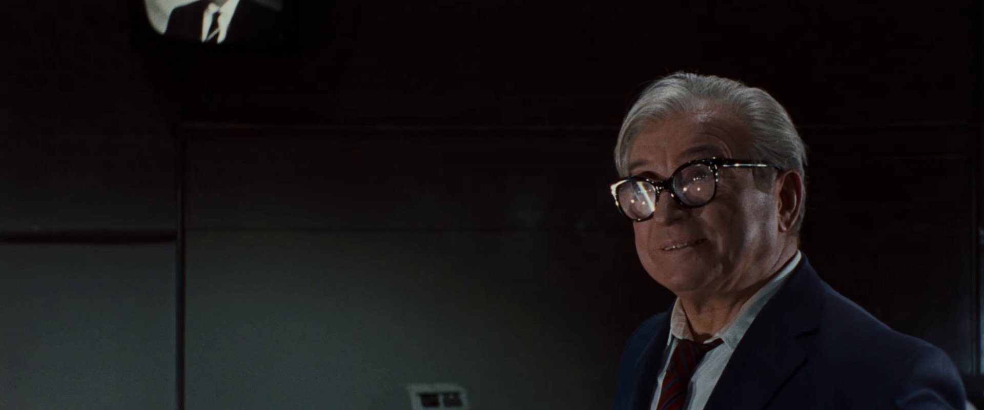 Battle of the Worlds backdrop