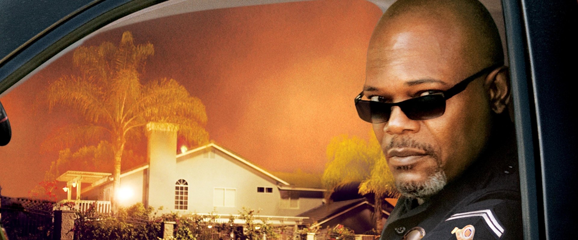Lakeview Terrace backdrop