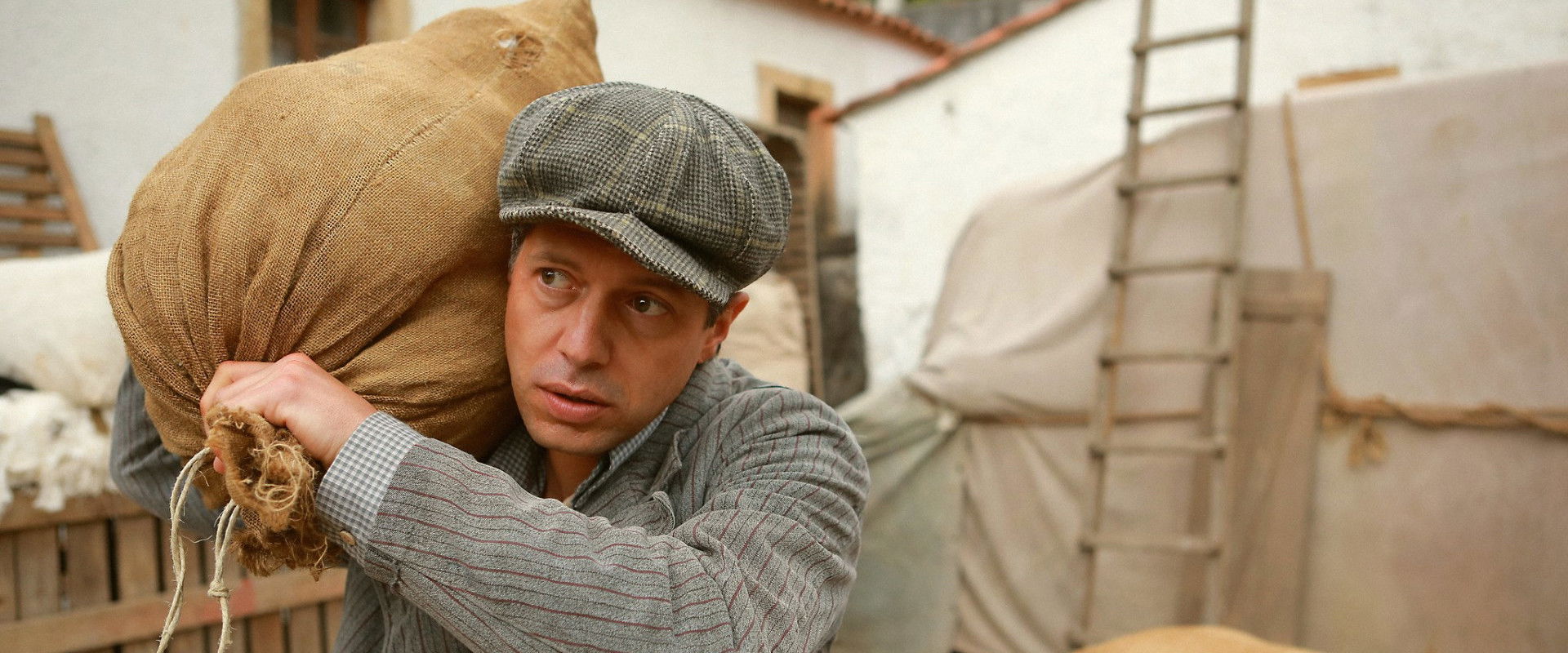 O Pio dos Mochos backdrop