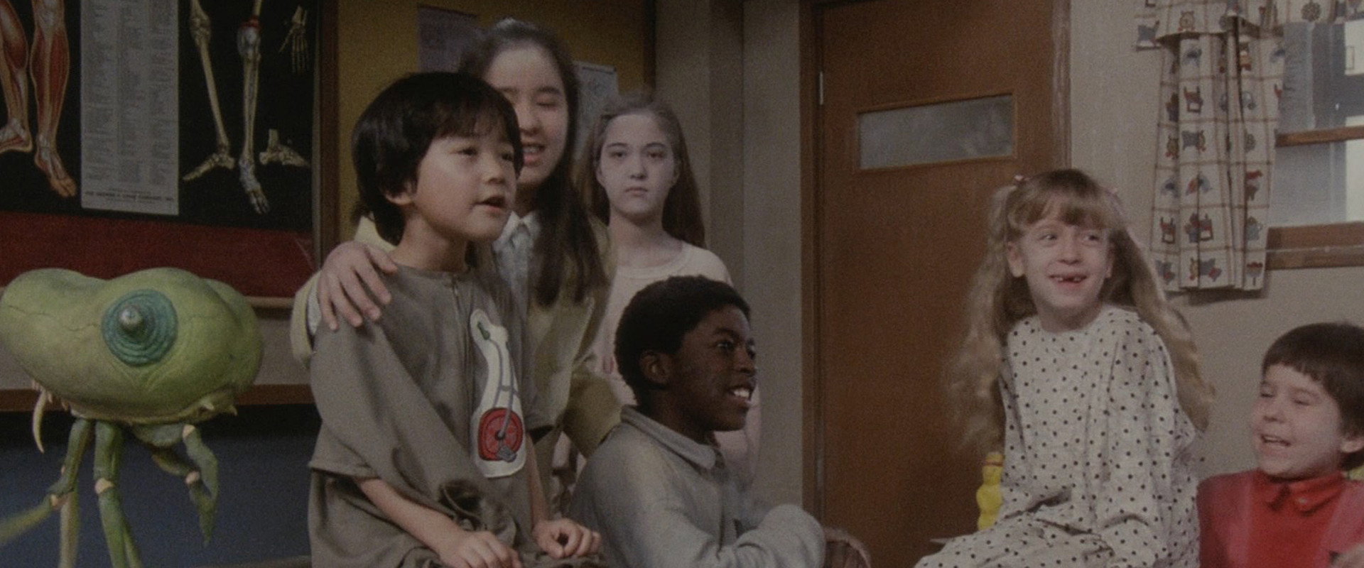 The Drifting Classroom backdrop