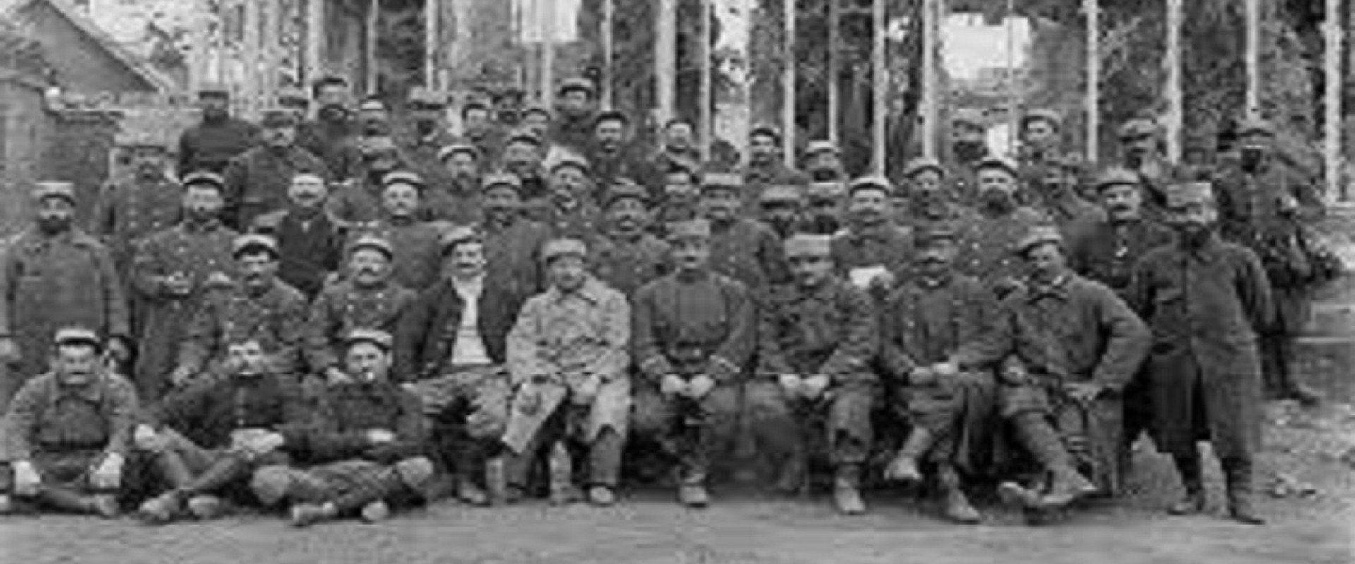 14-18 Refuser la guerre backdrop