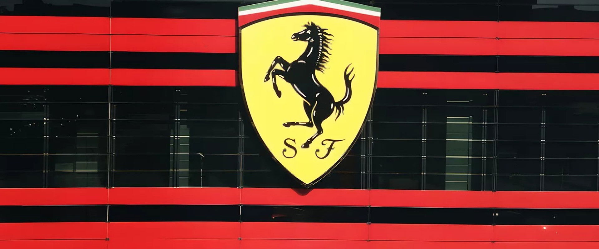 Ferrari, un hiver à Maranello backdrop