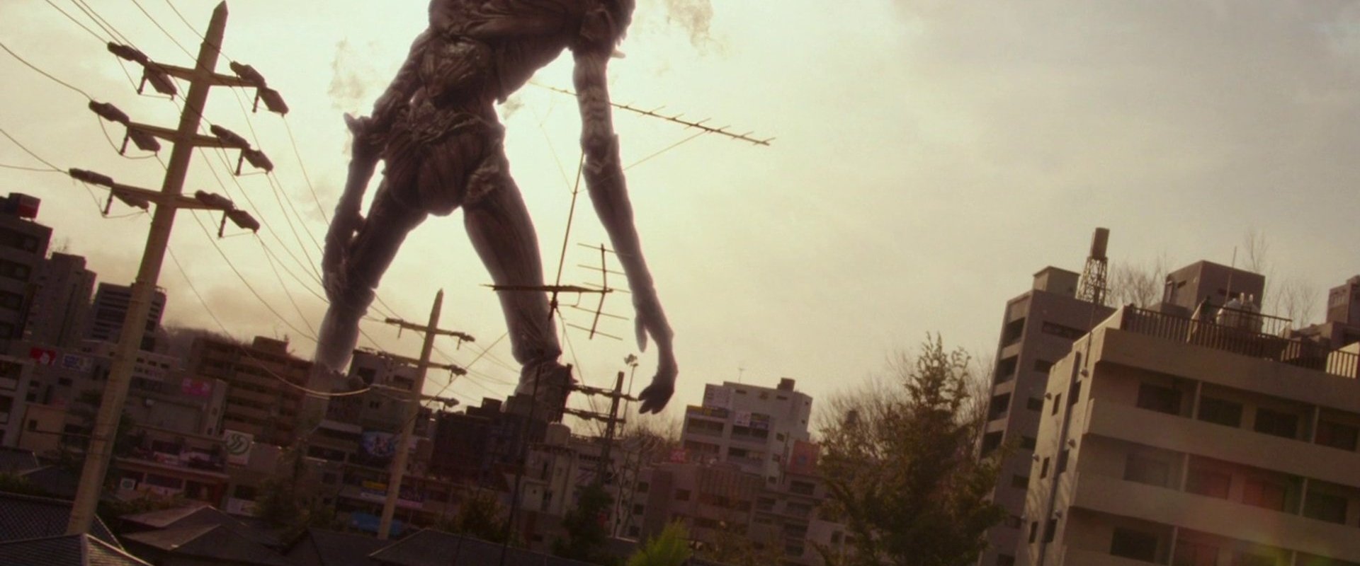 Giant God Warrior Appears in Tokyo