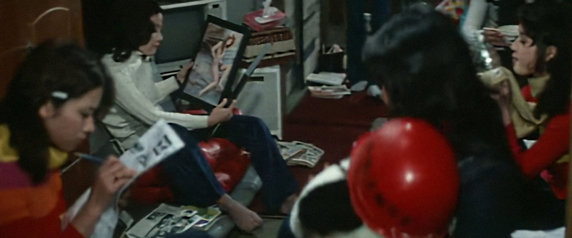 Girl Boss Blues - Queen Bee's Challenge backdrop