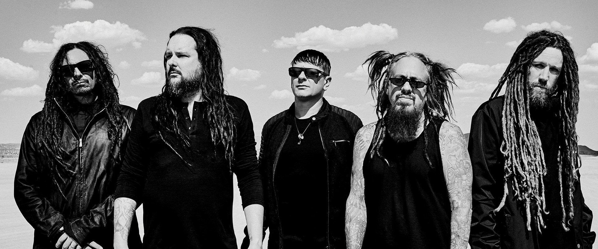 Korn: Live backdrop