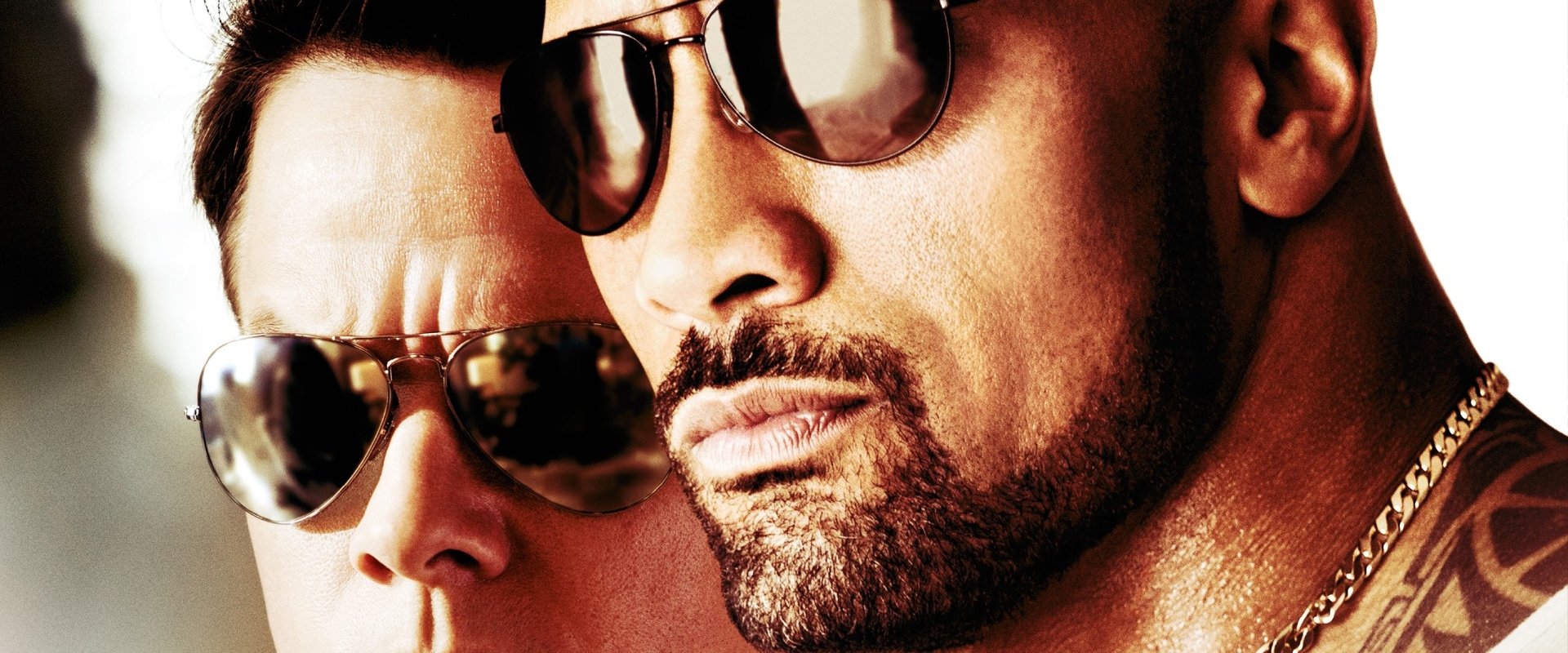 Pain & Gain backdrop