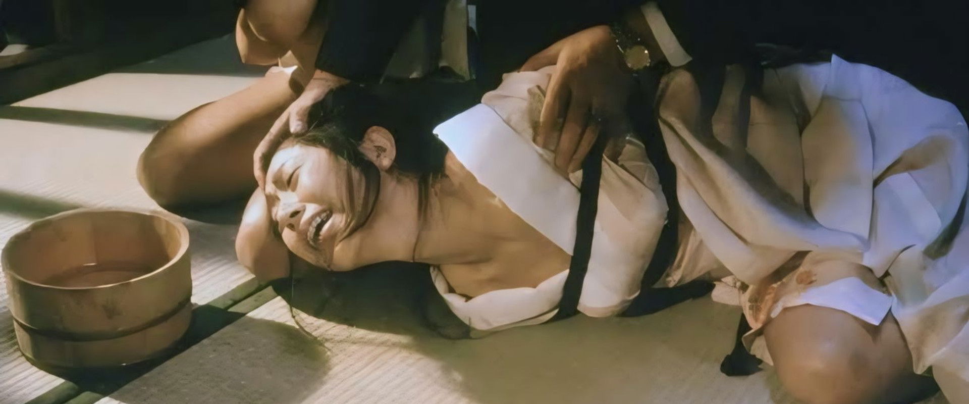 Dan Oniroku: Ikenie shimai backdrop