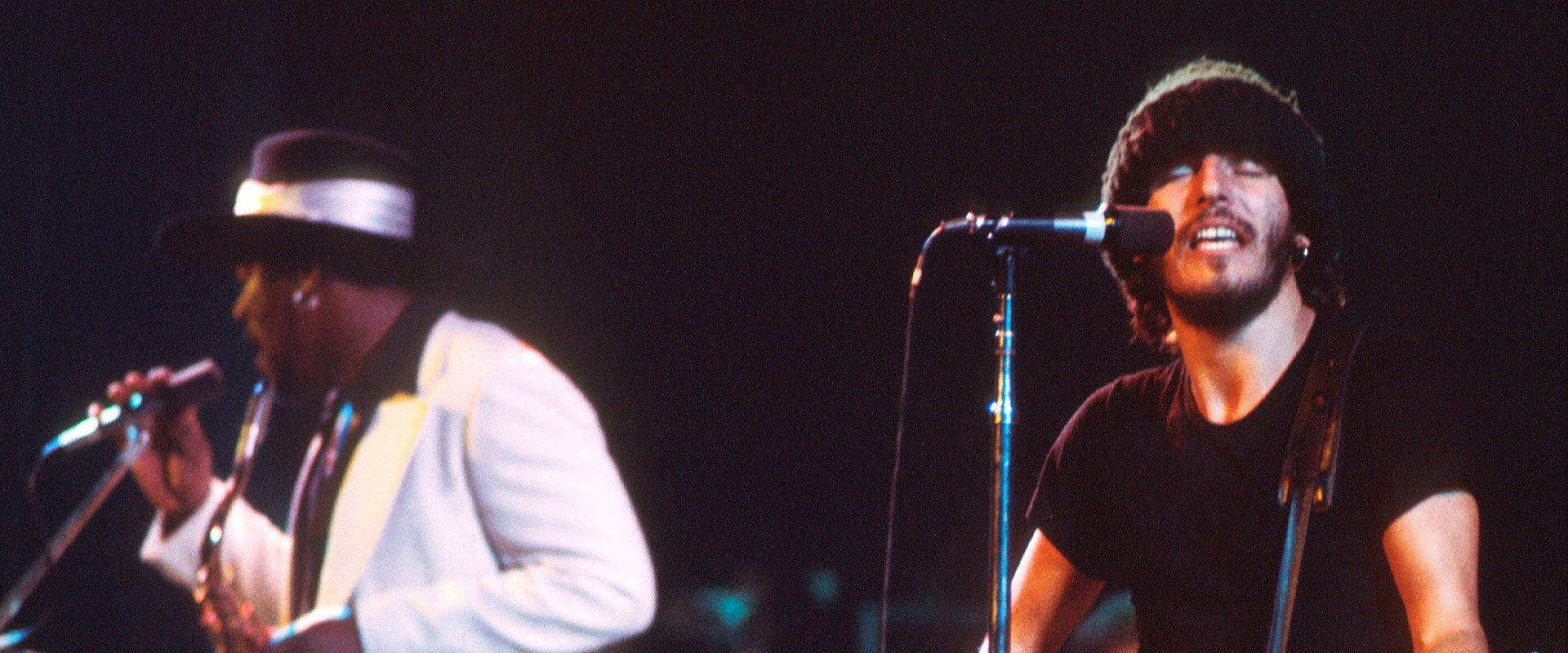 Bruce Springsteen & The E Street Band : Hammersmith Odeon, London '75 backdrop