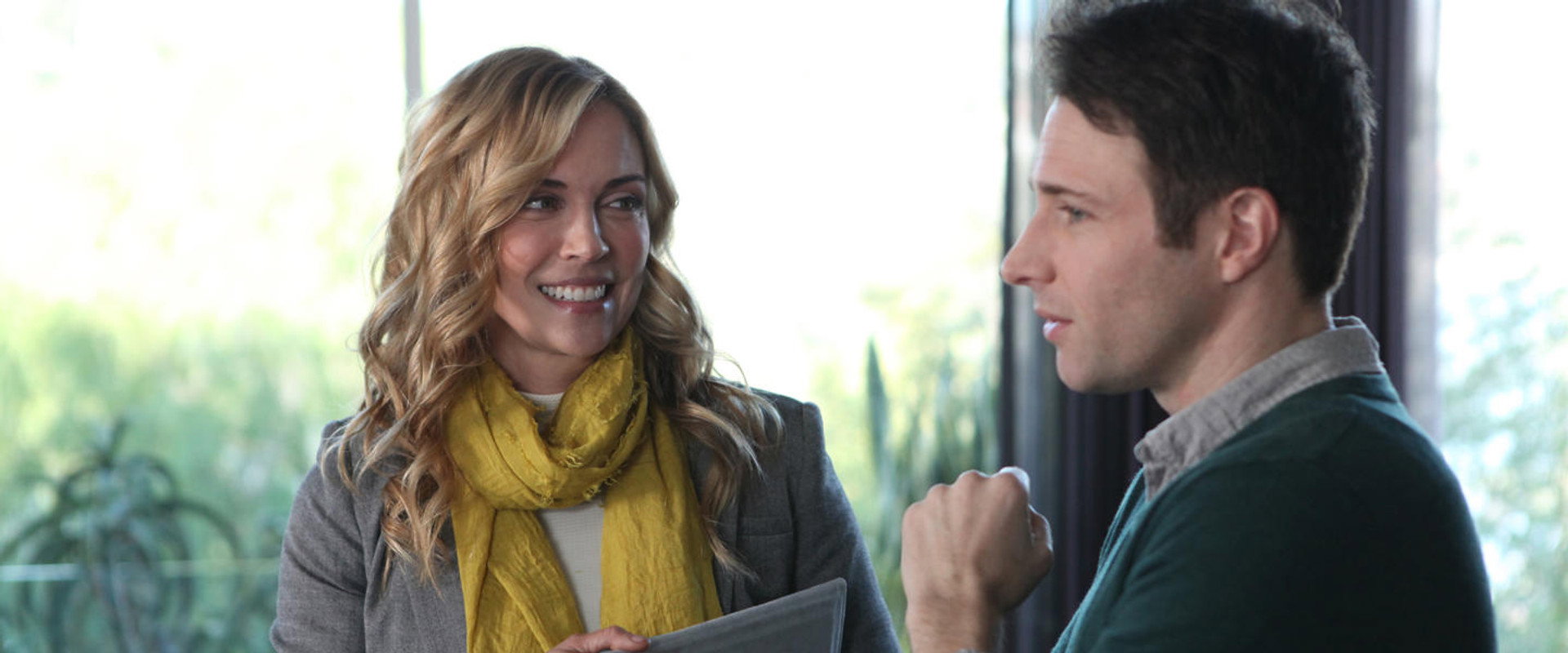 Her Boyfriend's Secret backdrop