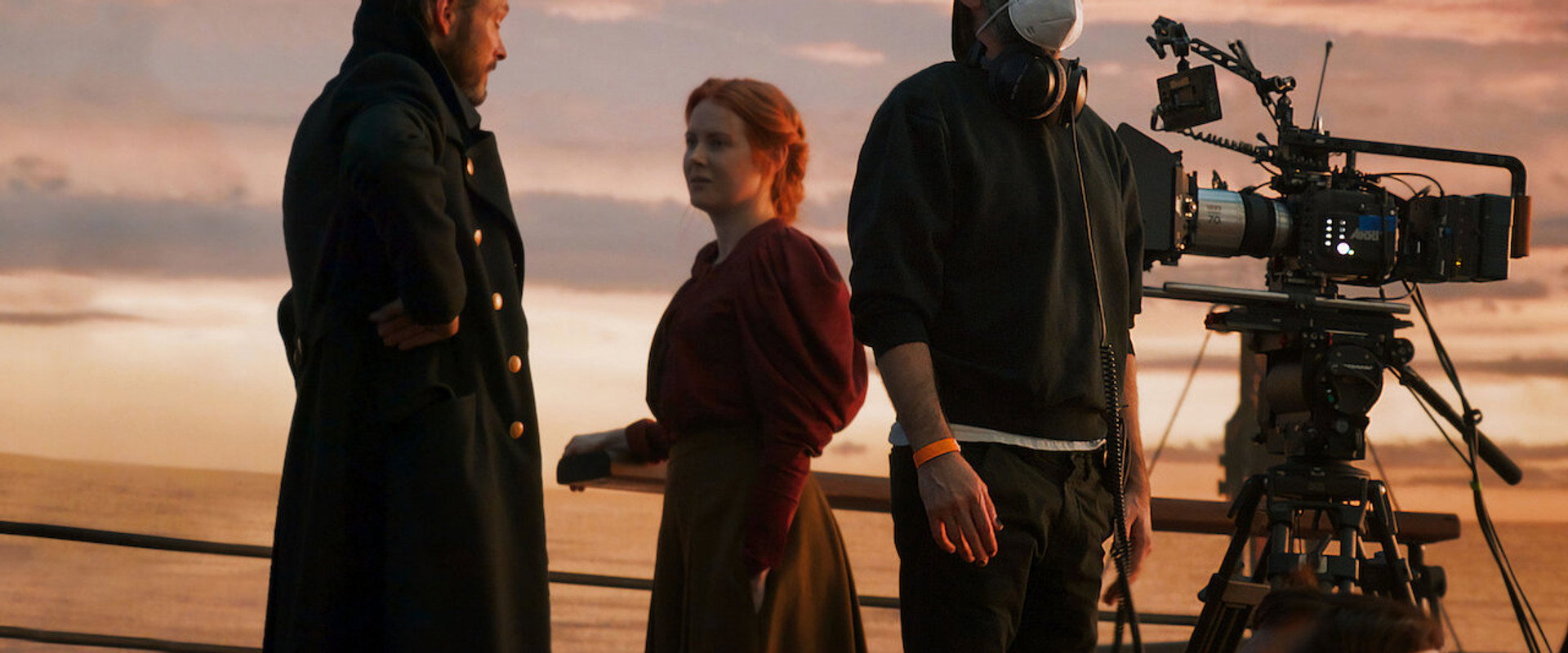 Making 1899 backdrop