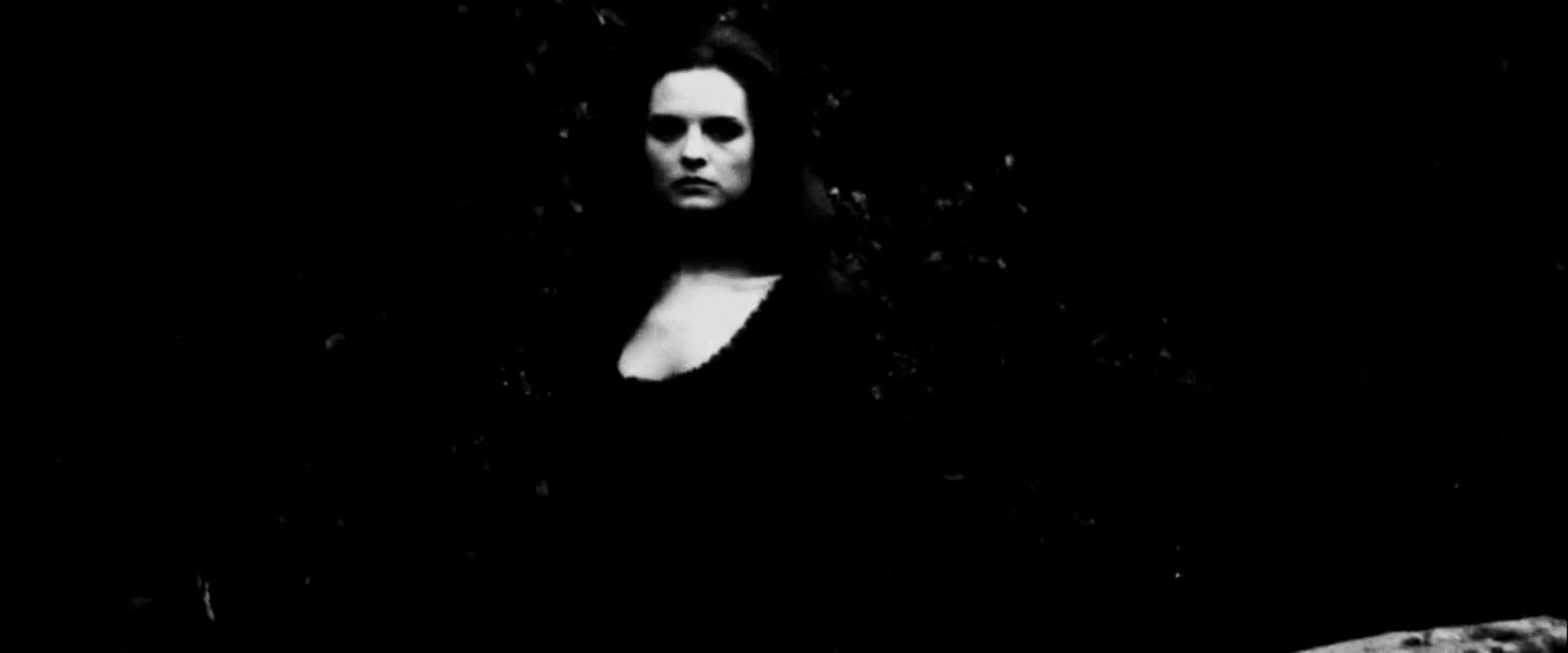 Vampir Cuadecuc backdrop