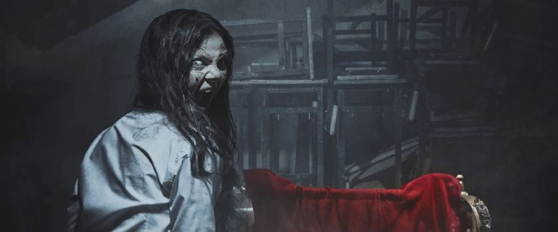 Ümmü Sıbyan: Zifir backdrop