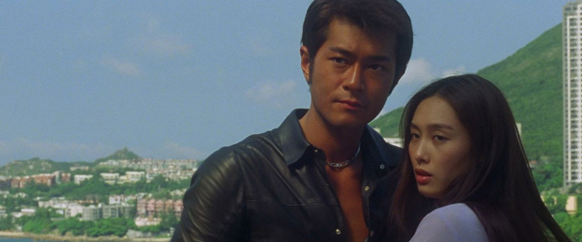 Conman in Tokyo backdrop