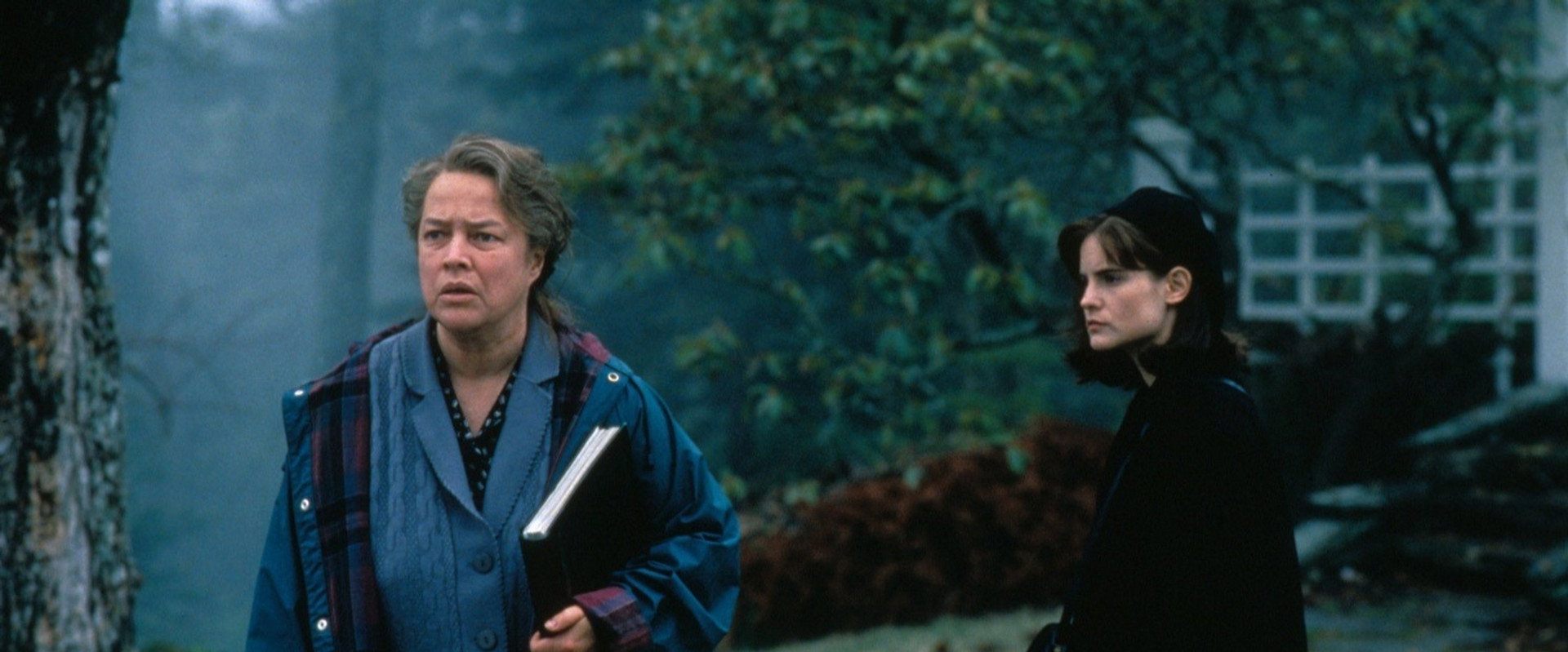 Dolores Claiborne backdrop