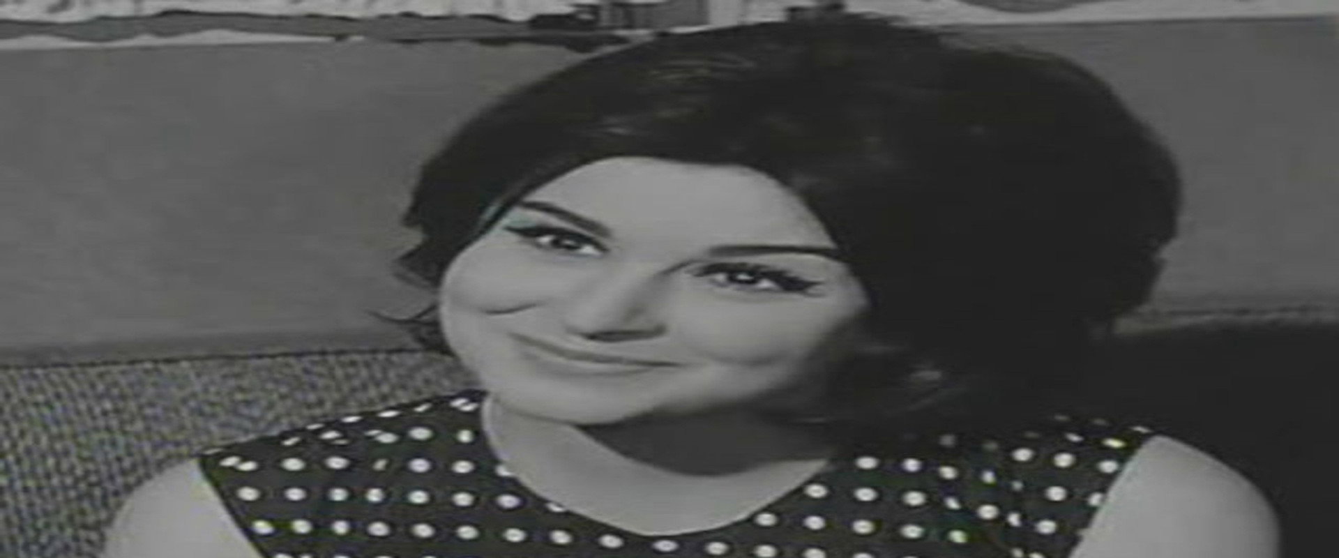 Al-Ozab Al-Thalatha backdrop