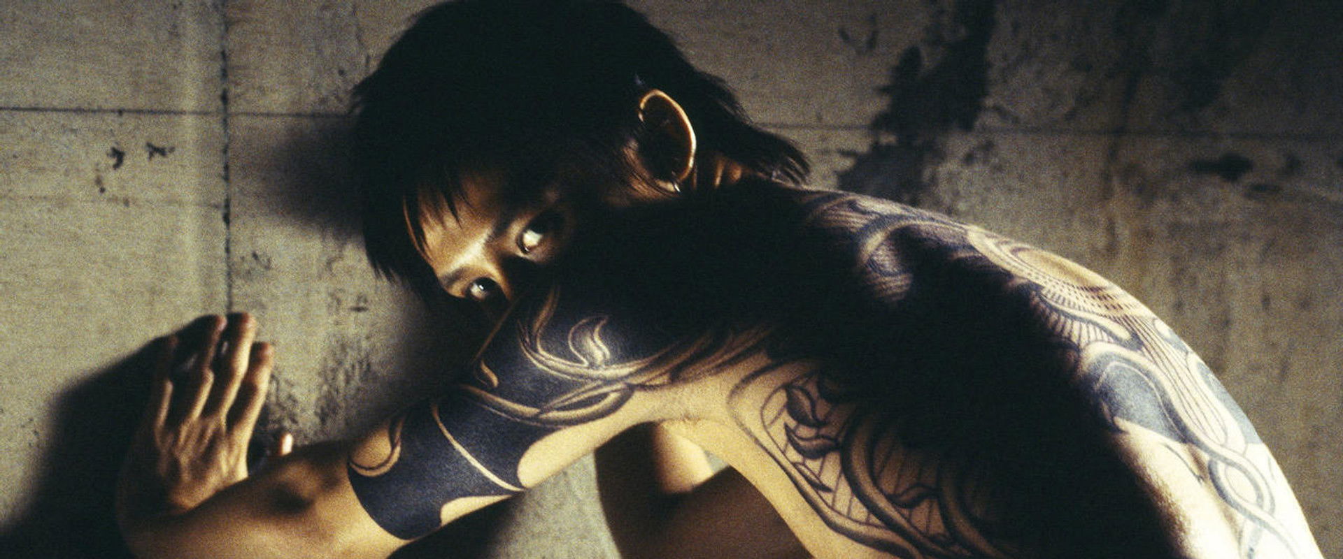 Big Bang Love, Juvenile A backdrop