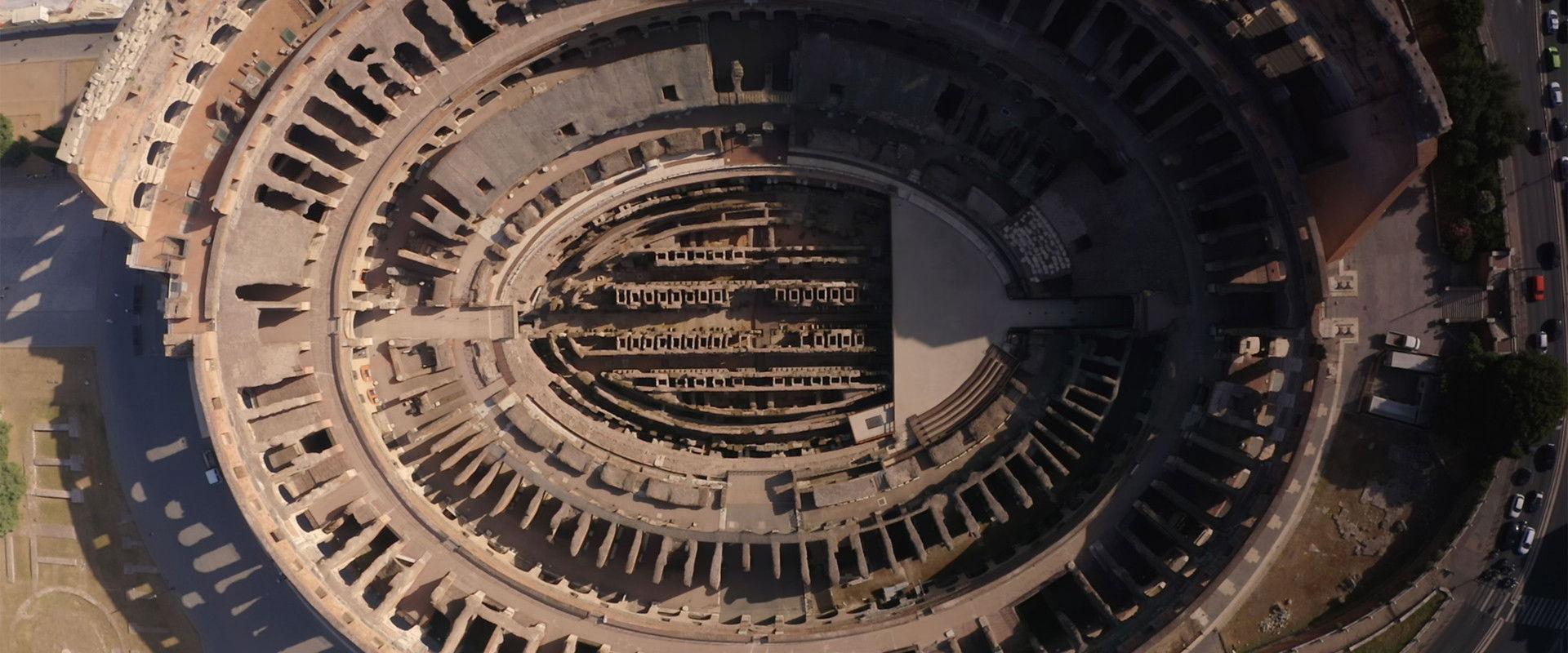 The Colosseum: A Jewel in Rome's Crown backdrop
