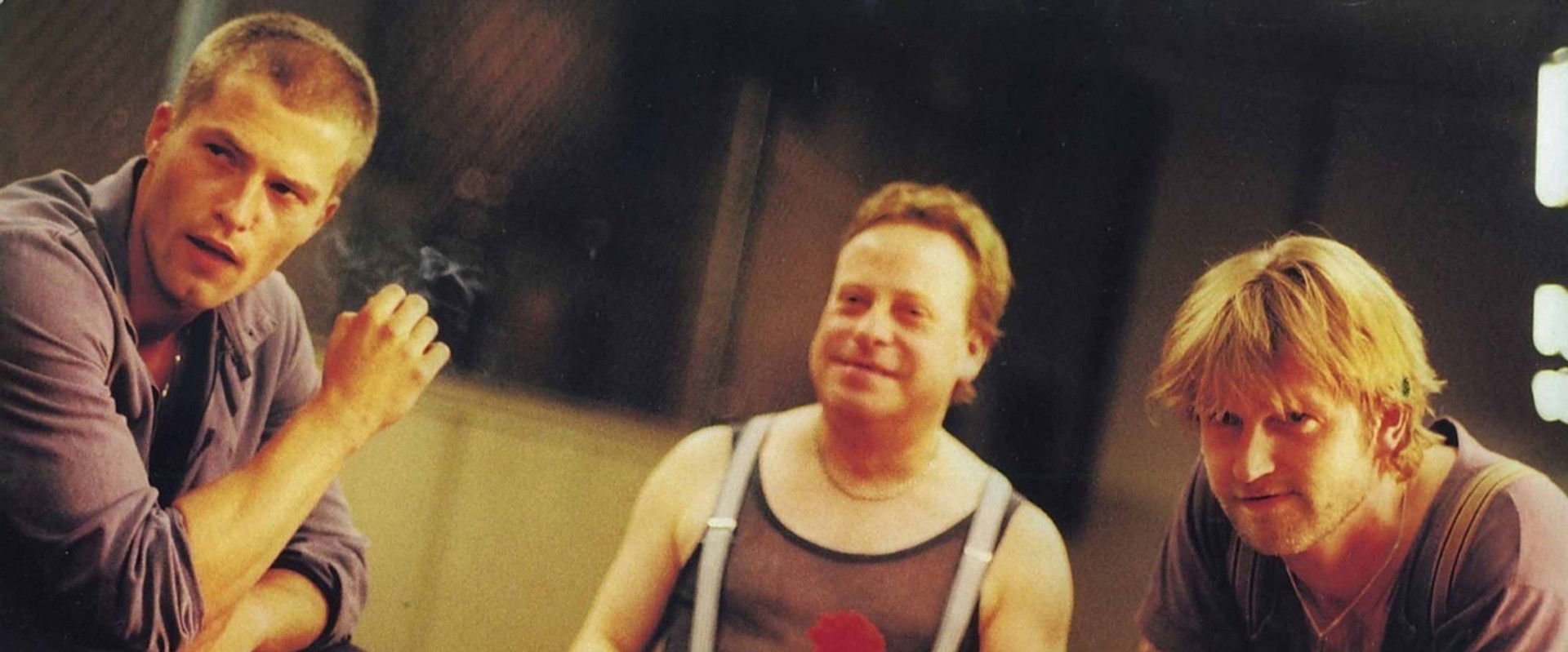 Männerpension backdrop