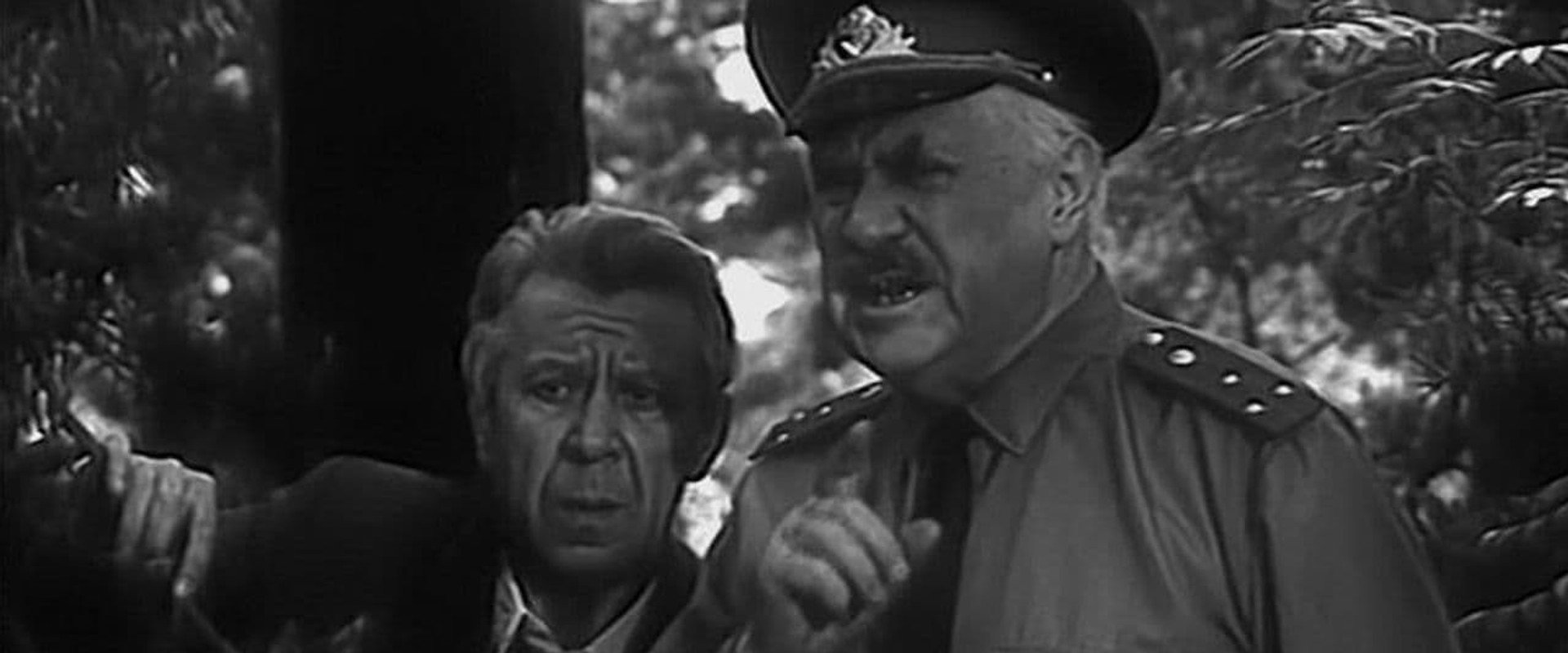 Aniskin and Fantomas backdrop