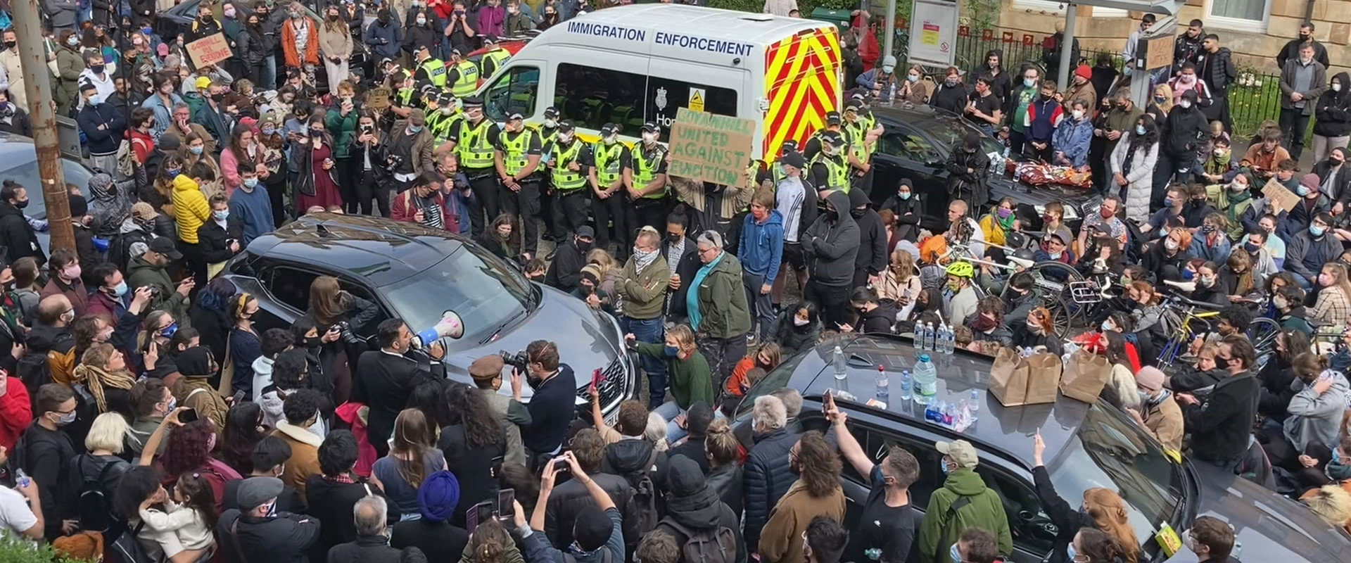 Everybody to Kenmure Street backdrop