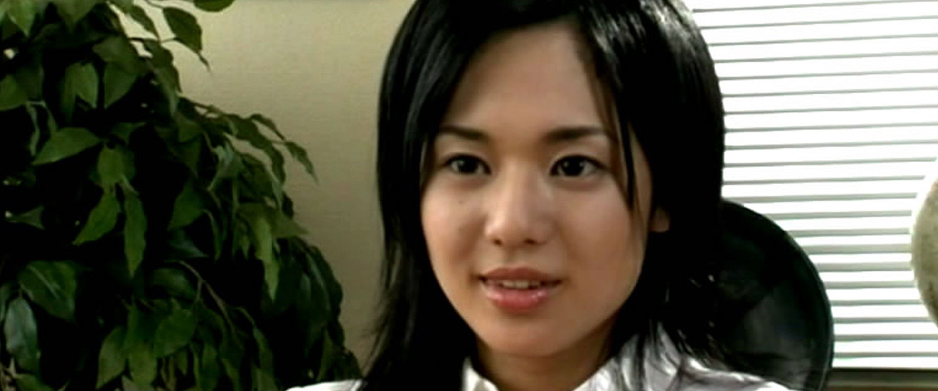 New Hotaru The Hyper Swindler 2 backdrop