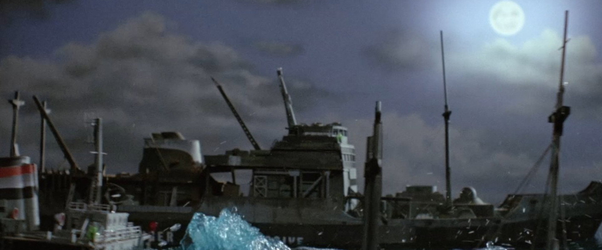 Stingray: The Disappearing Ships backdrop