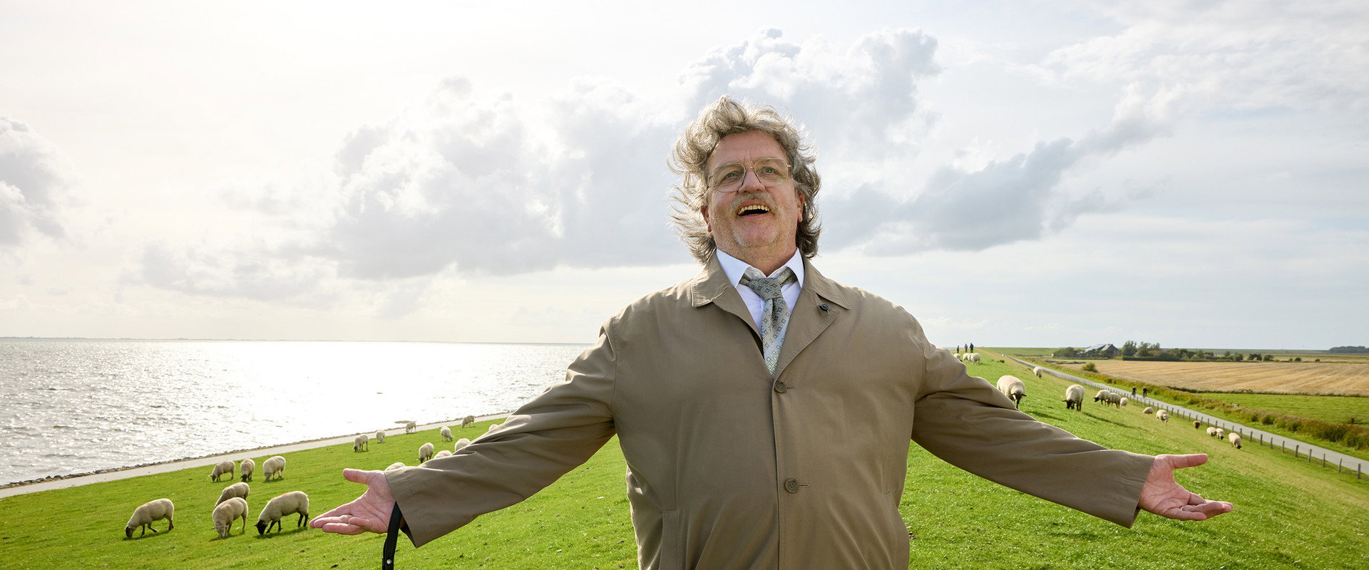 Horst Schlämmer sucht das Glück backdrop