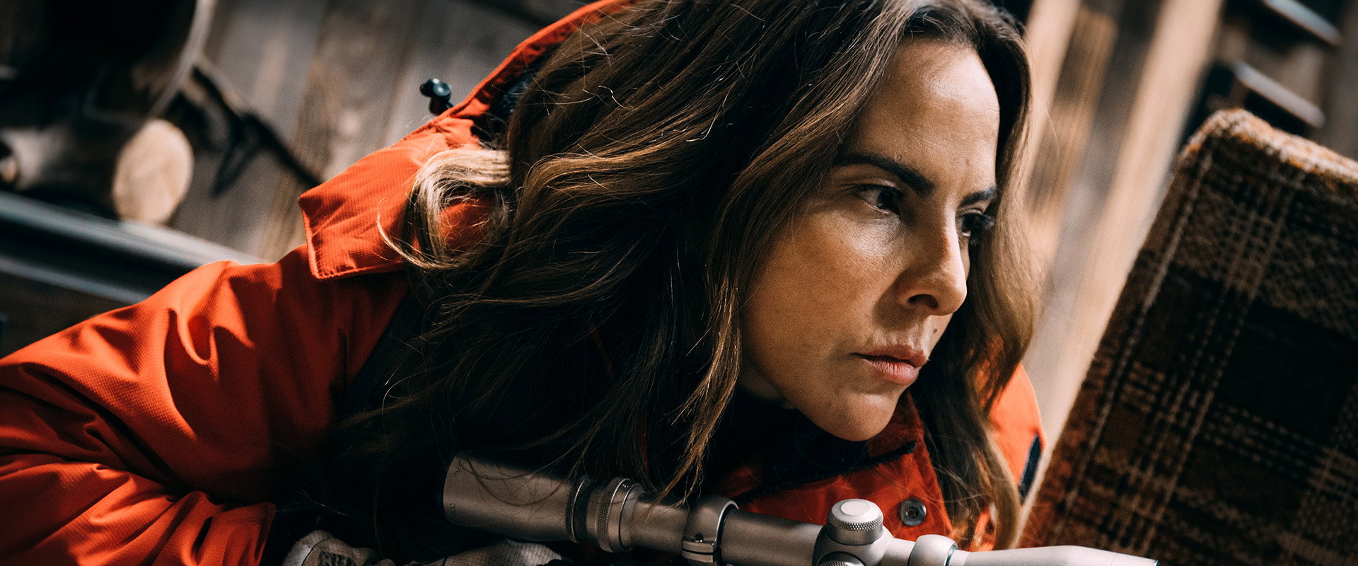 Hunting Ava Bravo backdrop