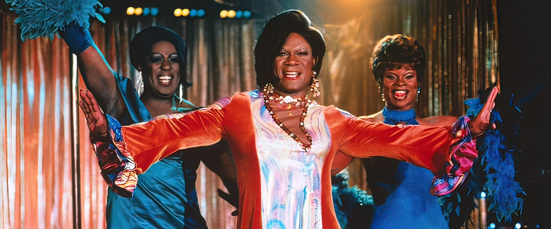 Holiday Heart backdrop