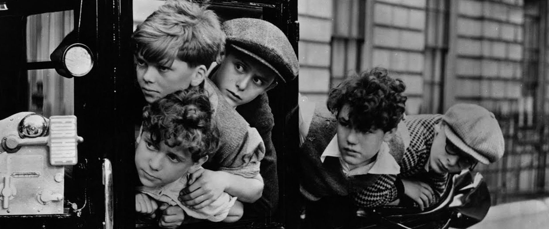 Emil and the Detectives backdrop