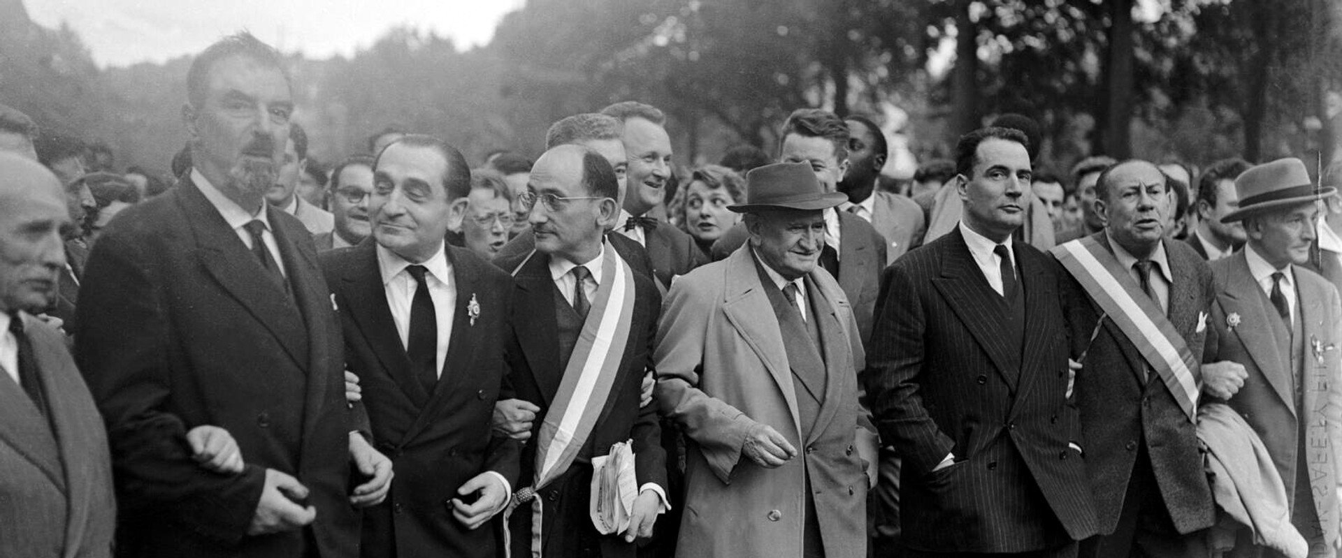 1958: Those Who Said No backdrop