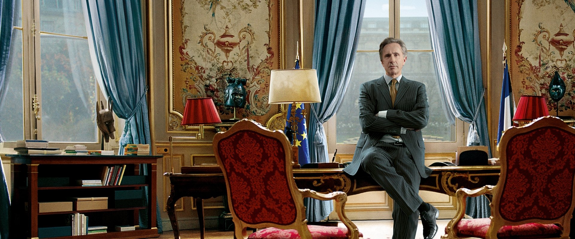 The French Minister backdrop