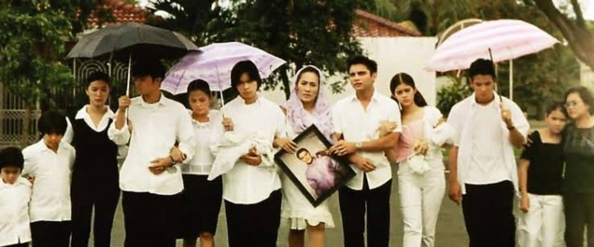 Ang Tanging Ina backdrop