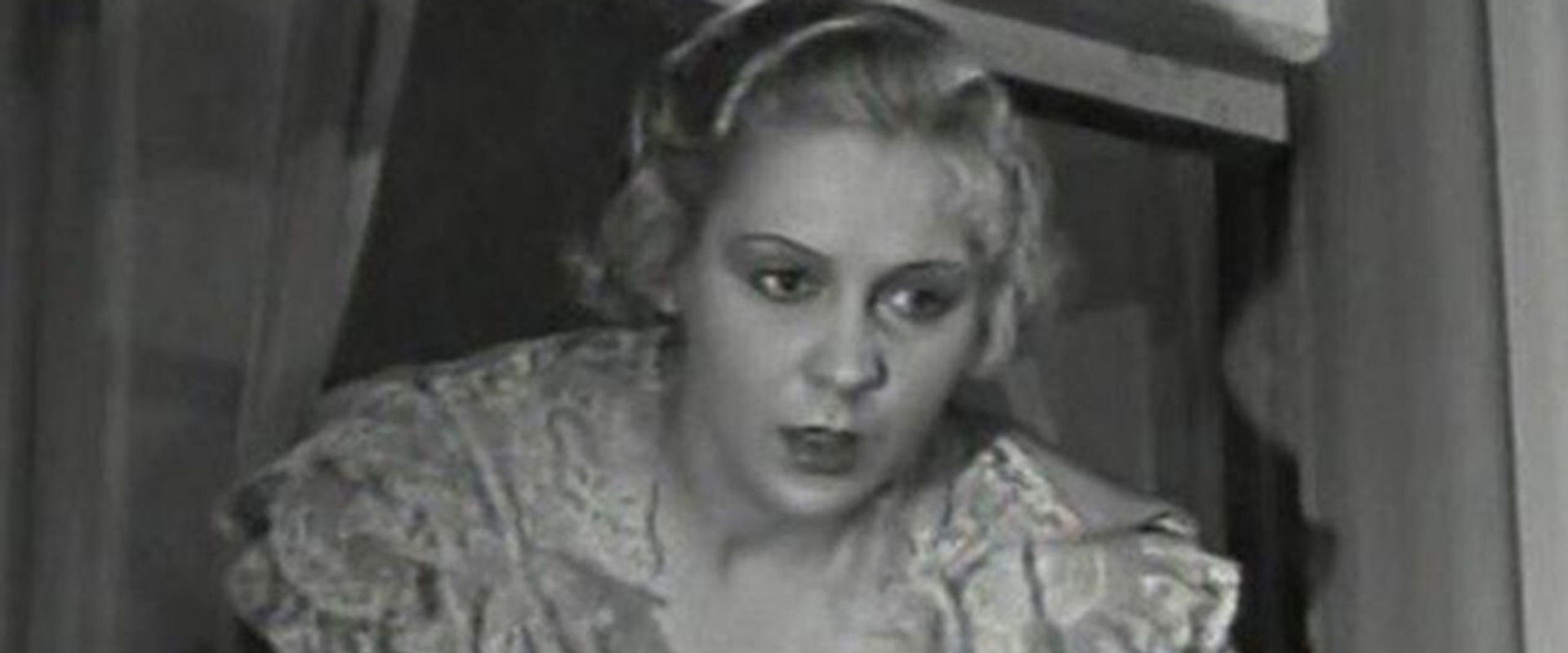 Midsummer Mush backdrop