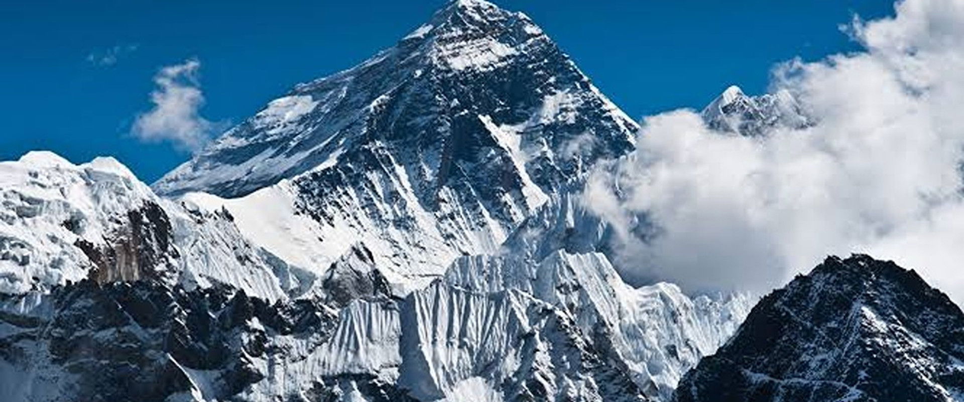 Lost on Everest: The Search for Mallory and Irvine backdrop