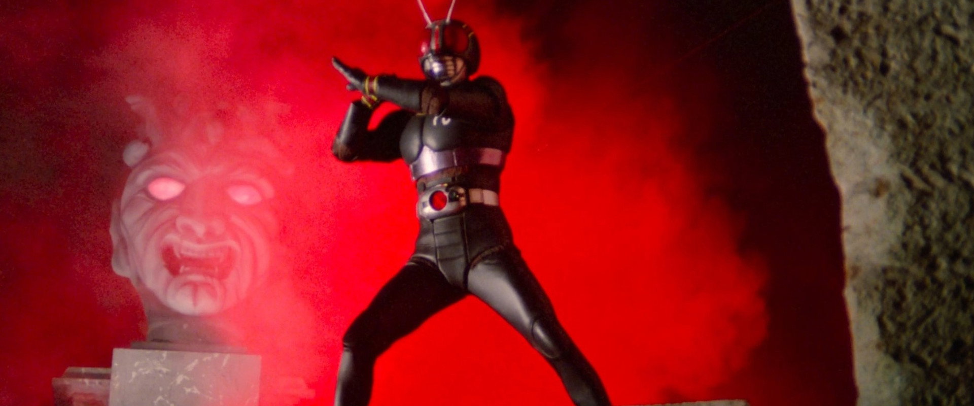 Kamen Rider Black: Hurry to Demon Island! backdrop