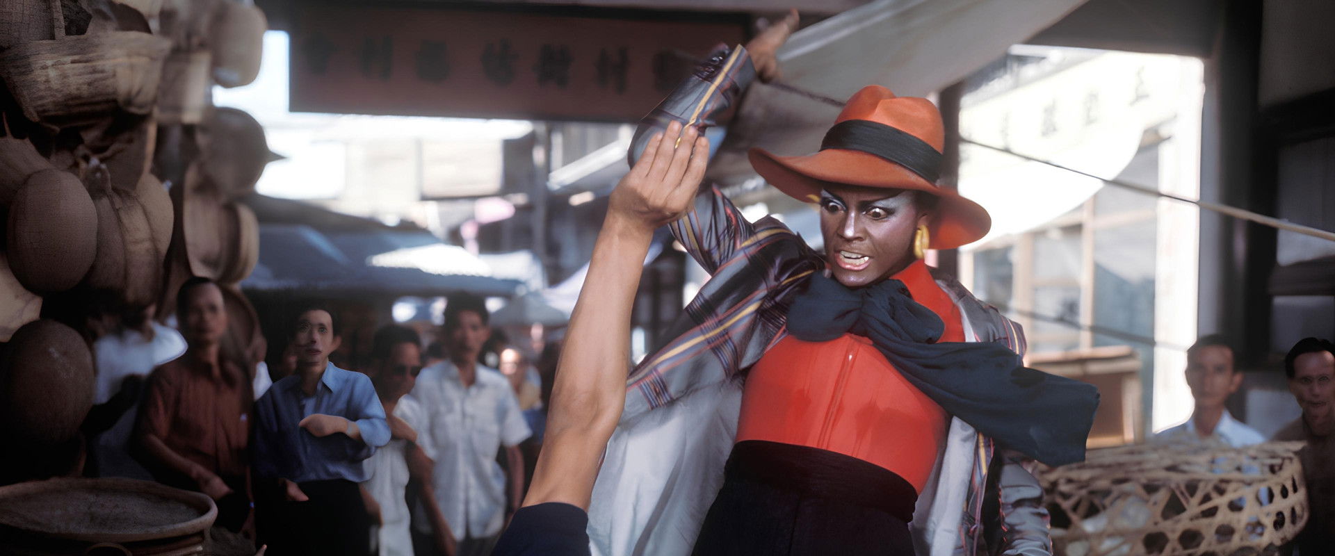 Cleopatra Jones and the Casino of Gold backdrop