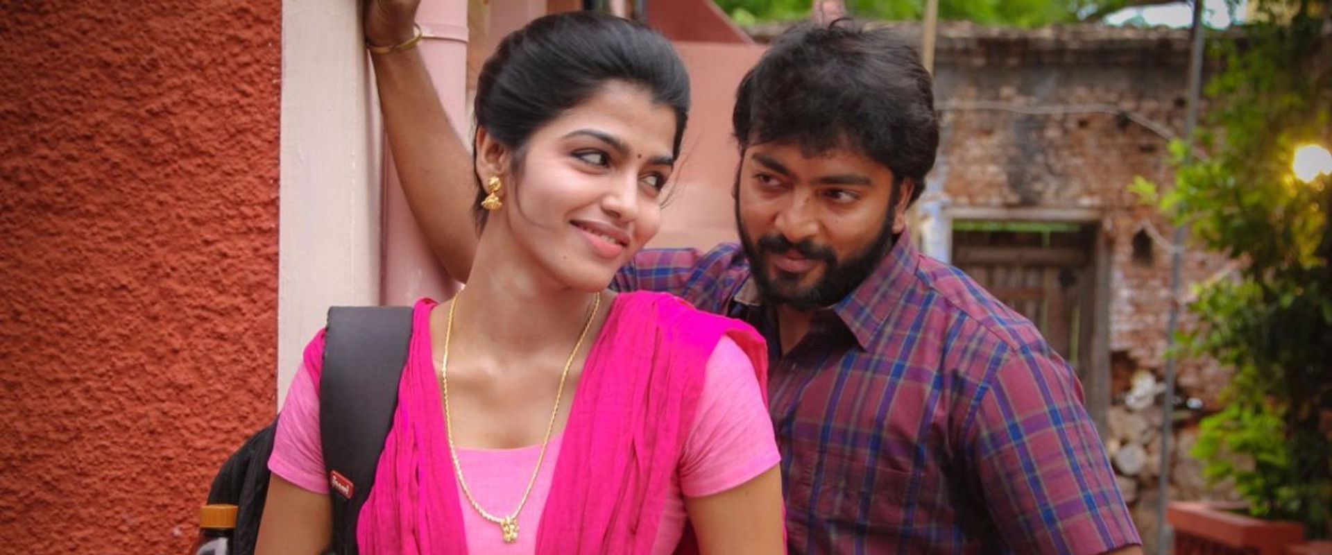 Kaala Koothu backdrop